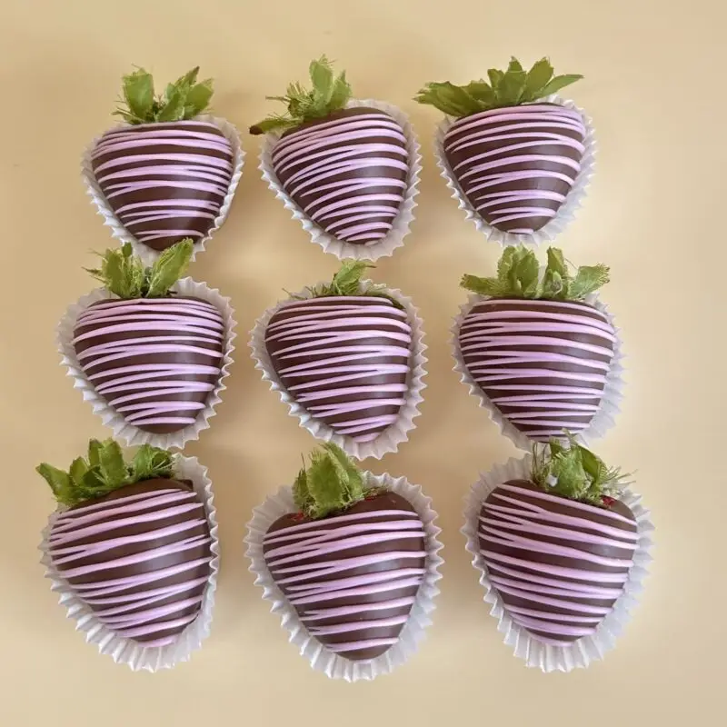 Chocolate Covered Strawberries Classic Box of 9