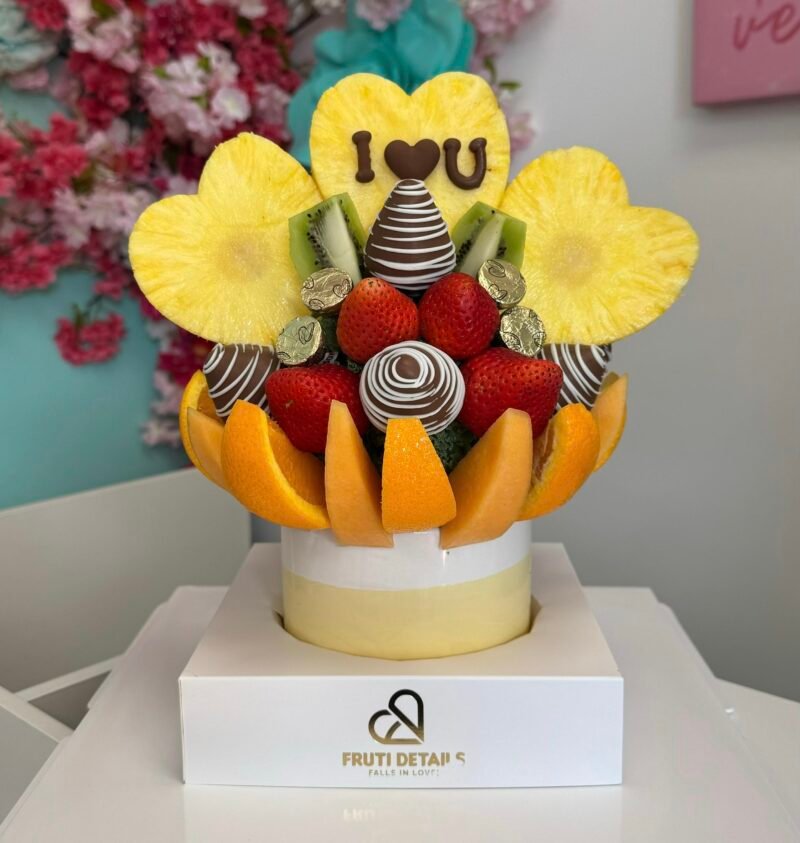 specia lfruit bouquet for your love